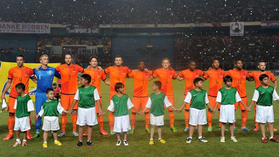 中国打荷兰足球直播
